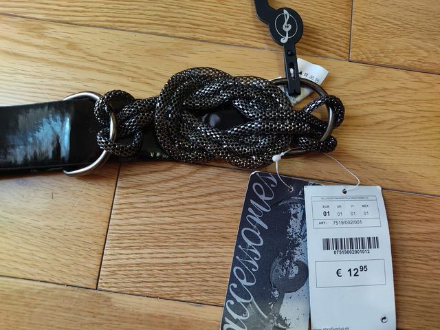 Cinturón Stradivarius