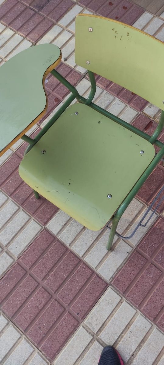 Silla colegio con brazo mesa