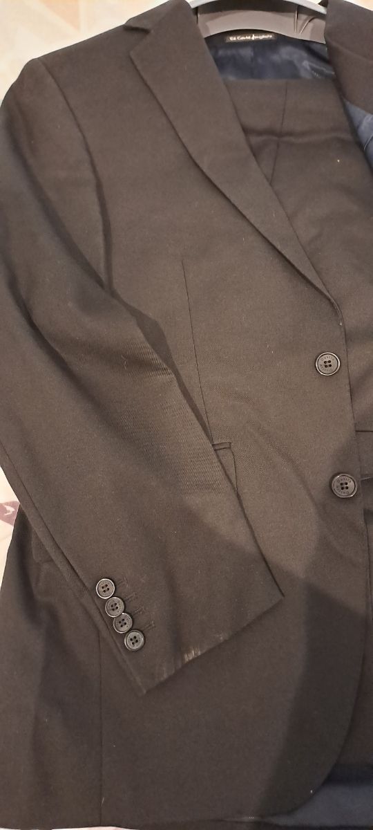 Traje de chaqueta negro