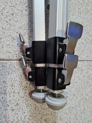 Trípode antiguo profesional viola