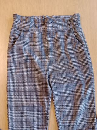 Pantaloni donna, taglia S/M.