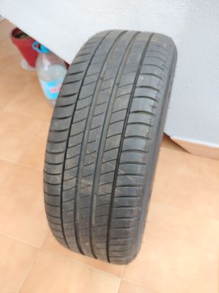 Rueda y llanta de coche 