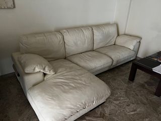 sofa chaise longue 3 plazas  color crema de piel