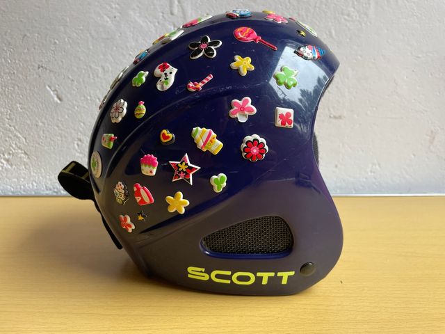 Casco Esqui infantil SCOTT único y divertido