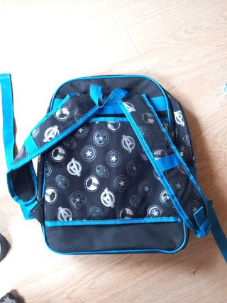 MOCHILA MARVEL