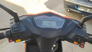 Ciclomotor eléctrico MV AUGUSTA - FOTONA PRAGA