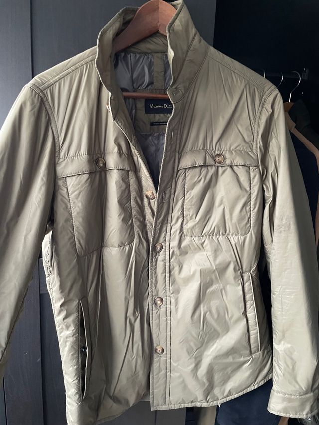 Abrigo Cazadora impermeable Massimo Dutti camel