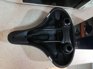 Sillín de gel.Cambio por maillot de invierno tal L