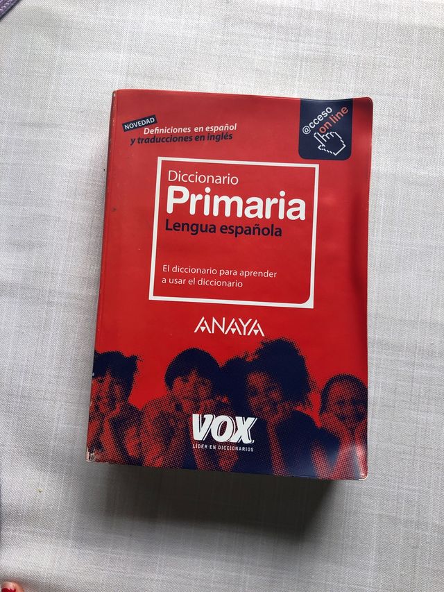 Diccionario lengua española ISBN:978-84-7153-972-4