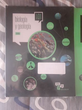 Libros biología y geologia 1⁰ Bach