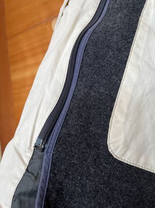 gabardina caramelo con forro extraíble