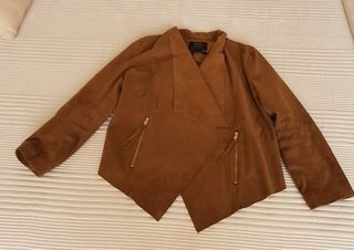 Chaqueta color camel