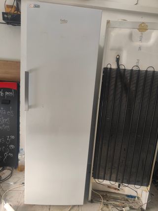 Congelador vertical