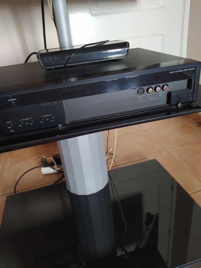 Base TV cristal giratoria +TV plasma Pioneer 42"