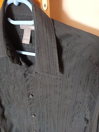camisa negra 