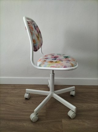 Silla estudio, giratoria pequeña.