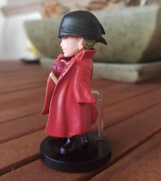 FIGURA ANIME : ZORO ( SERIE : ONE PIECE )
