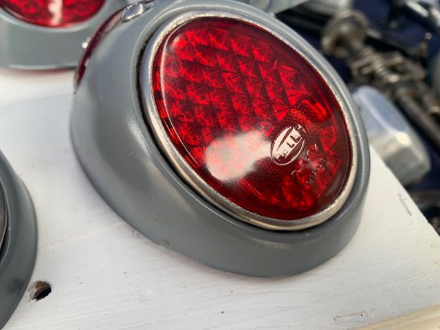 Volkswagen escarabajo zwitter y Oval