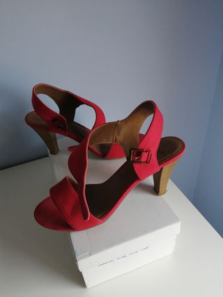 Sandalias rojas Zara talla 39