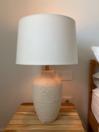 Lámpara de mesa inspiración nautica
