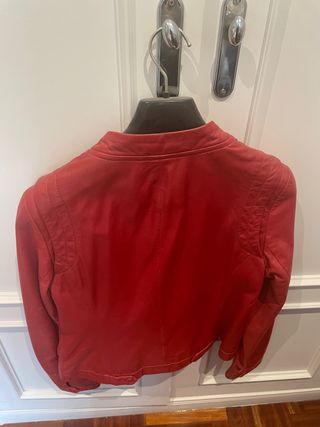 cazadora piel Uterqüe