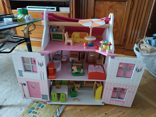 Casa de Muñecas de madera nueva