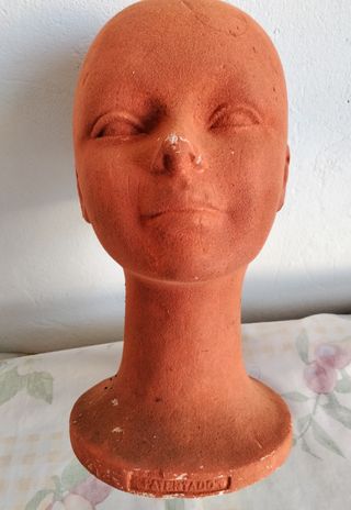Cabeza maniquí y peluca. Vintage