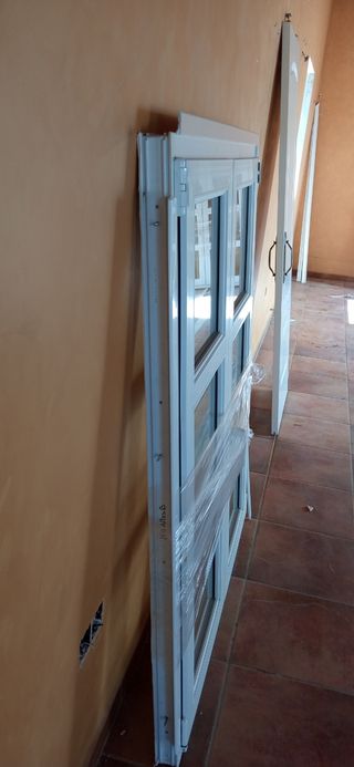 Ventanas PVC batientes y oscilo batientes