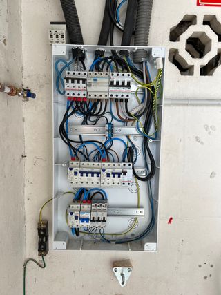 Anunció Electrisidad Valencia