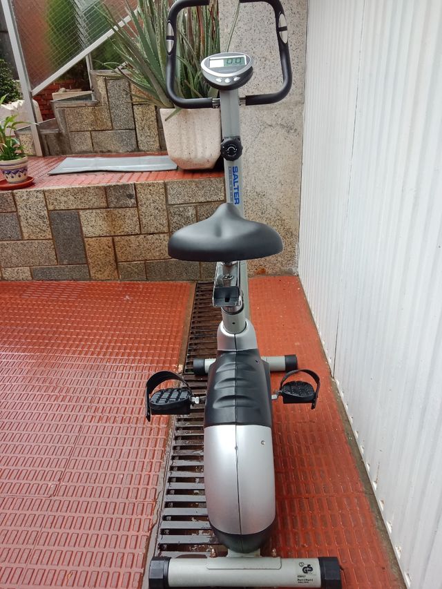 Bicicleta estática en muy buen estado