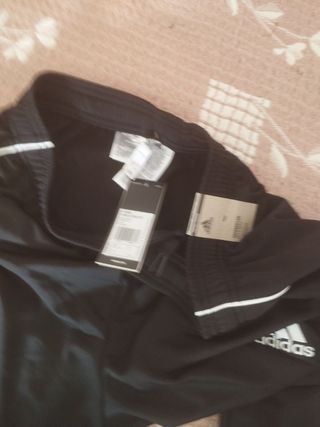 pantalón chándal Adidas