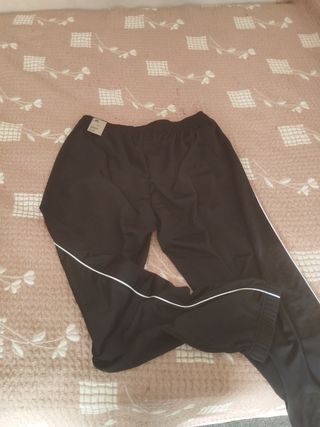pantalón chándal Adidas