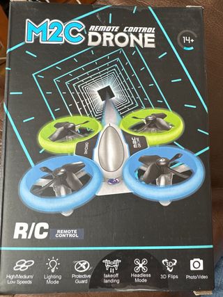 Dron con control remoto y cámara