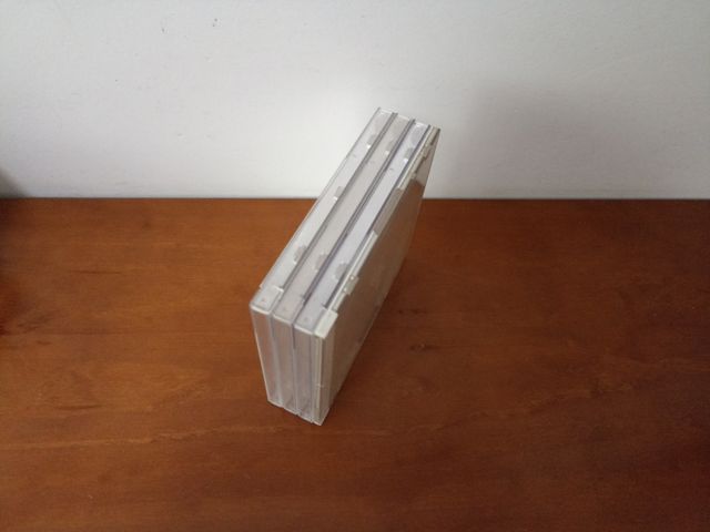 Fundas y estuches para cd y dvd