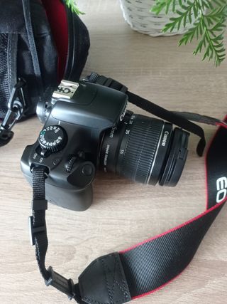 Cámara Canon 1100D