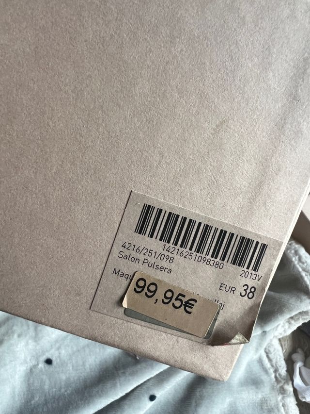 tacones pulsera maquillaje Uterque nuevos