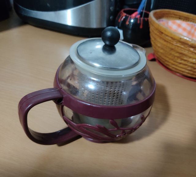 Jarra tetera para preparar te