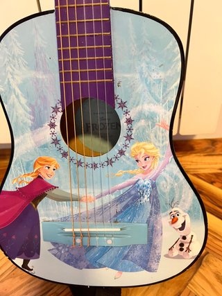 Guitarra Frozen
