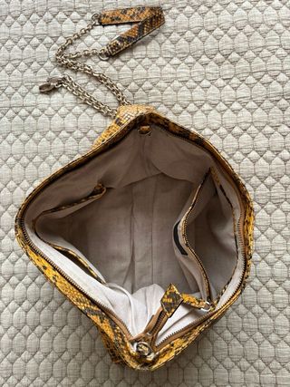 Bolso piel  serpiente zara