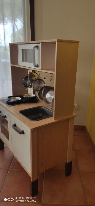 Cocinita de madera Ikea