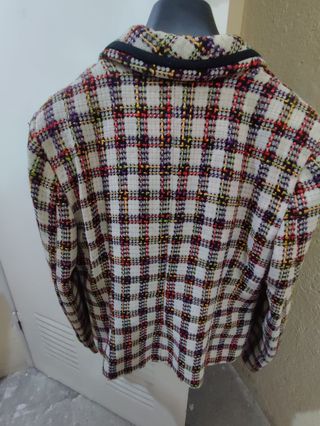 Chaqueta señora tipo Chanel