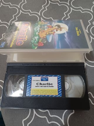 VHS CHARLIE ANCHE I CANI VANNO IN PARADISO - VERSI