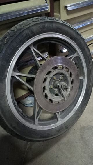 Rueda trasera Honda CB450DX