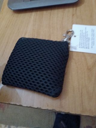 Monedero negro malla 