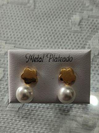 Pendientes metal plateado