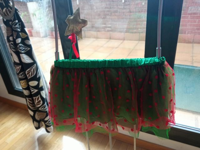 Saia e varinha em tule