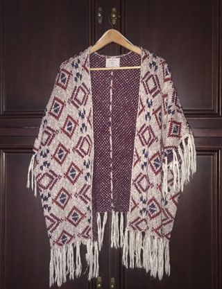 Chaqueta / poncho estampado 