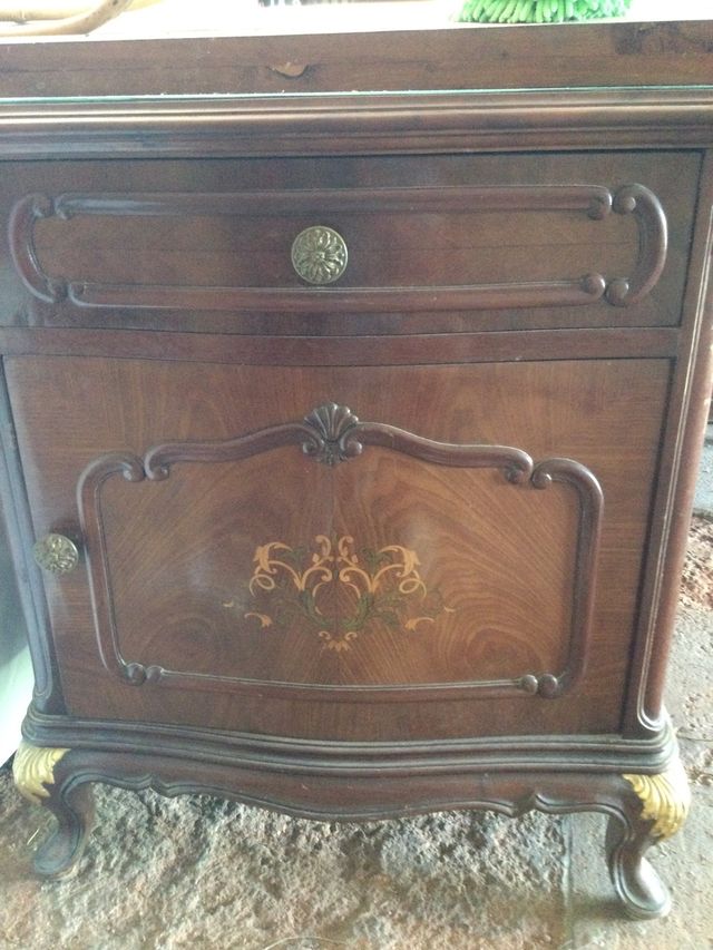 Dormitorio completo de Caoba