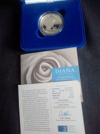 MONEDA DE PLATA CONMEMORATIVA ROYAL MINT DE DIANA.