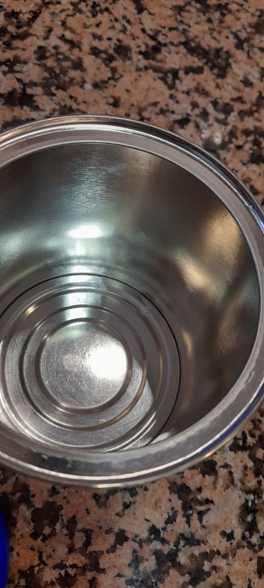 Latas metálicas Nesquik KUKUXUMUSU